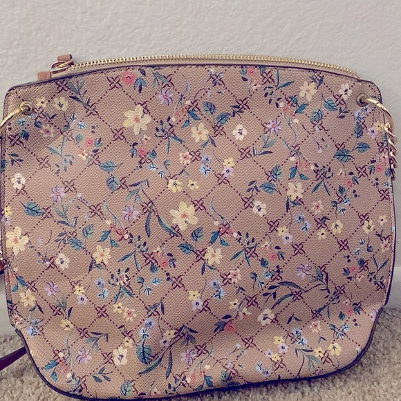 Nine West floral crossbody - Picture 2 of 10